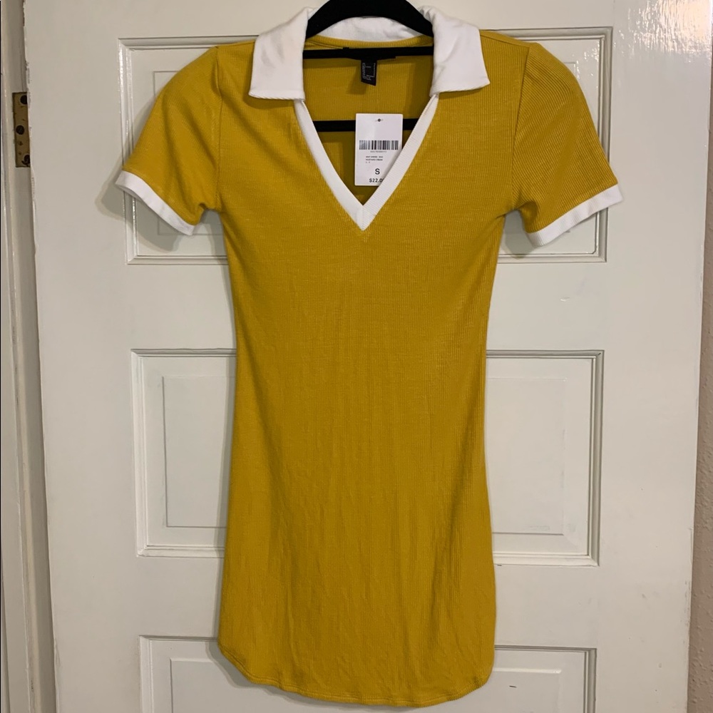 Ribbed collared Forever 21 dress NWT